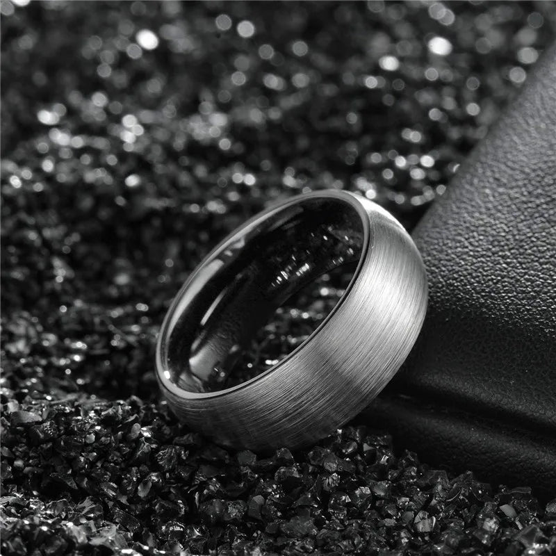 Classic brushed Tigregrade men's ring.