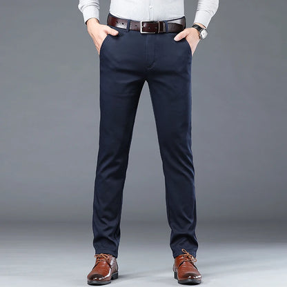 Slim fit tailored trousers, business casual style, in cotton.
