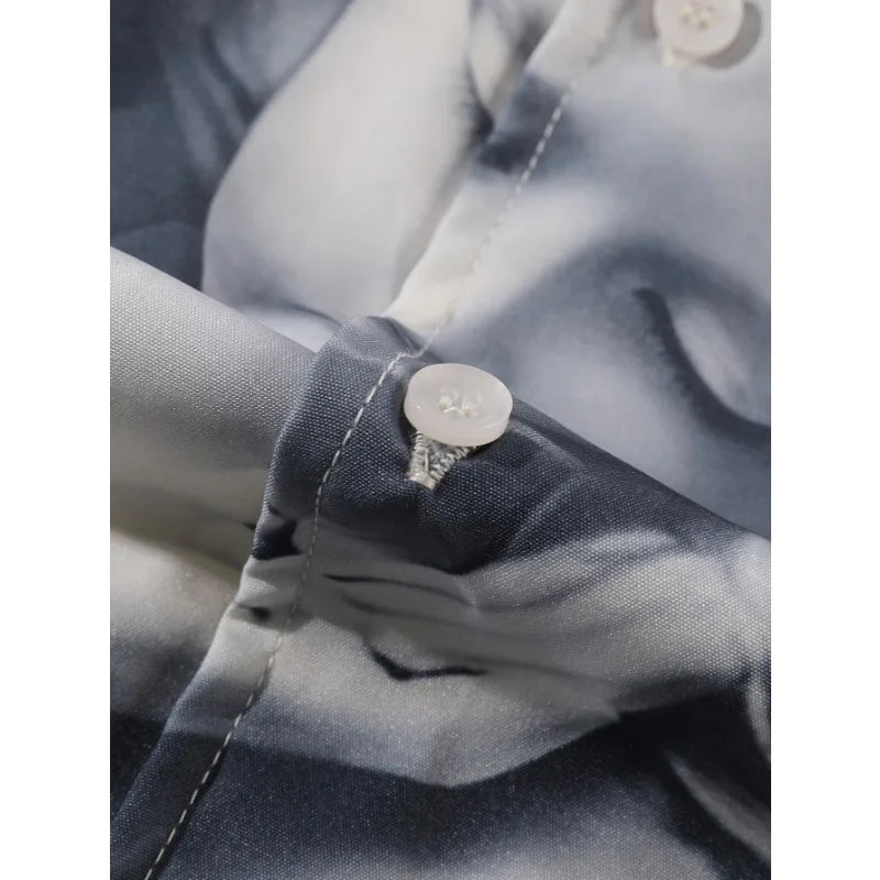 Shirt with an angel print, loose and casual fit, ideal for summer.