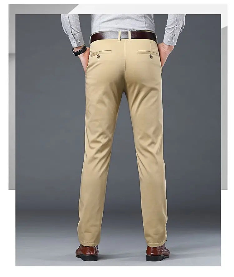 Slim fit tailored trousers, business casual style, in cotton.